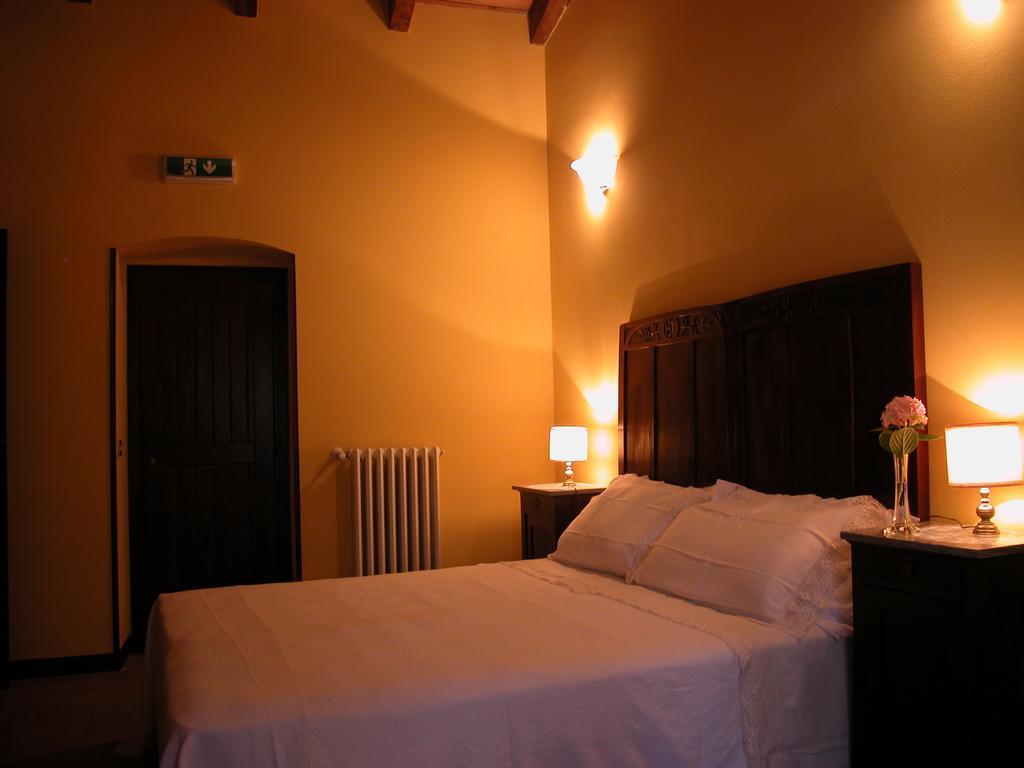 Agriturismo Casa Garello ساليس تيرمي الغرفة الصورة